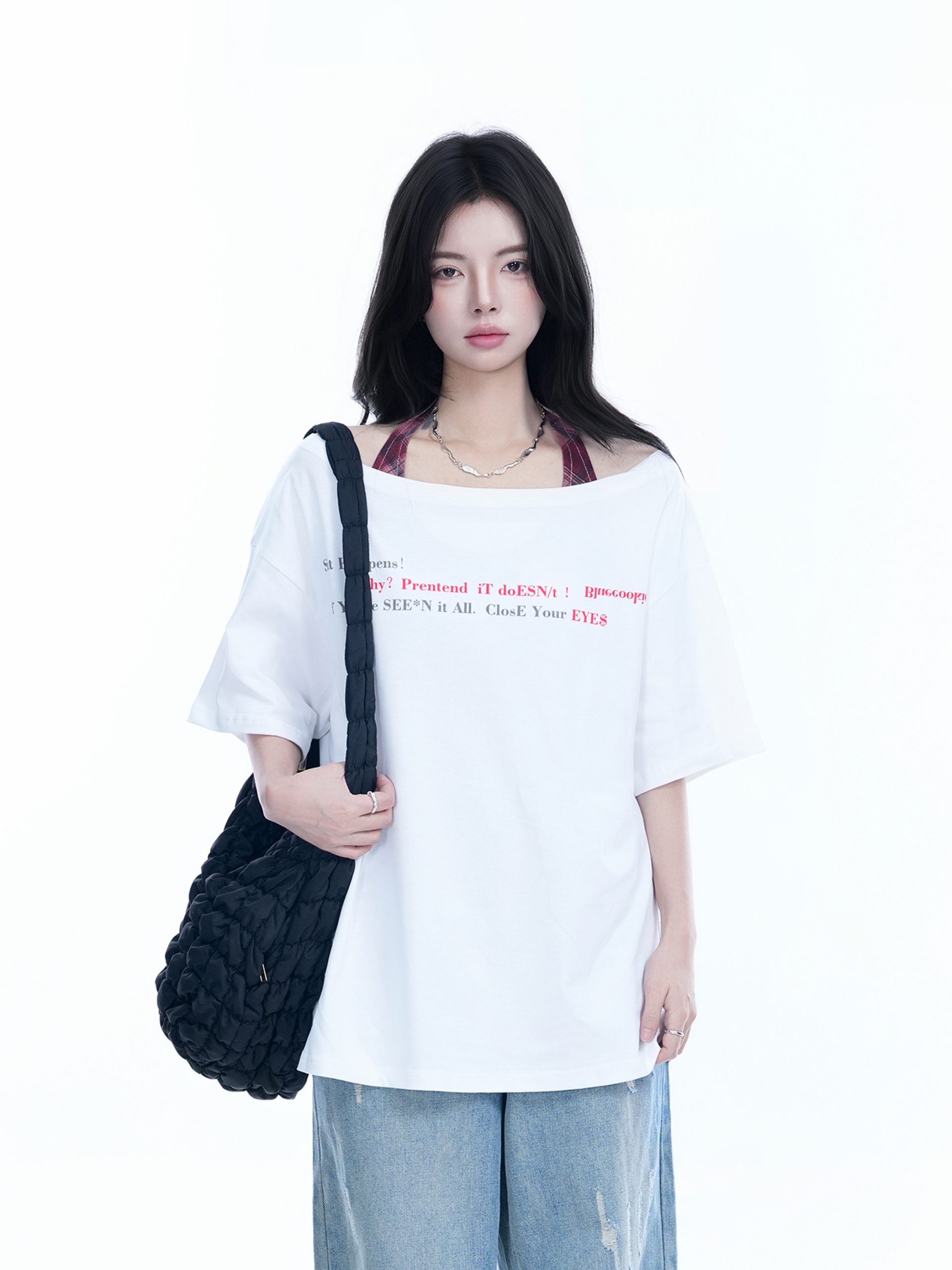 Sexy Halter Top and White Off-Shoulder Short Sleeve T-Shirt Two-Piece Set for Women - Trendy Loose Half-Sleeve Style Sexy Halter Top and White Off-Shoulder Short Sleeve T-Shirt Two-Piece Set for Women - Trendy Loose Half-Sleeve Style