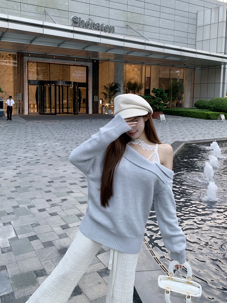 Sexy Lace Layered Top with Built-In Chest Pad - Women's Outerwear for Y2K and Korean Style Fashion Sexy Lace Layered Top with Built-In Chest Pad - Women's Outerwear for Y2K and Korean Style Fashion