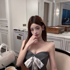 Sexy Strapless Camisole for Women with Bow and Fishbone Corset - Elegant High-End Feel, Perfect for Night Out or Special Occasions