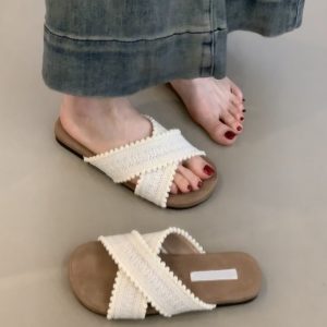 Sheepskin Flat Cross-Strap Sandals for Women - Casual Beach Footwear Perfect for Summer Outfits and Skirts