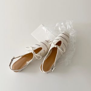Sheepskin French Woven Hollow-Out Open-Toe Sandals with One-Strap Buckle and Bow, Chunky Heel Vacation Roman Shoes for Women
