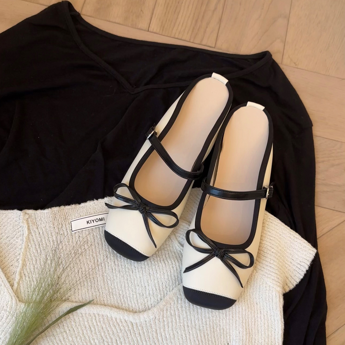 Sheepskin Silver Bow Ballet Shoes for Women – Summer One-Strap Half Slippers, Height-Increasing Shallow Mouth Flats Sheepskin Silver Bow Ballet Shoes for Women – Summer One-Strap Half Slippers, Height-Increasing Shallow Mouth Flats