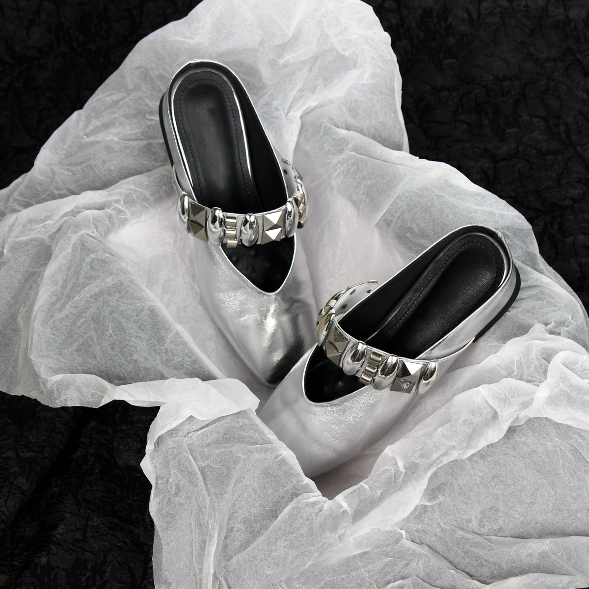 Sheepskin Square Head Rivet One-Strap Closed-Toe Half Slippers for Women - Height-Increasing French Style Slip-On Sandals