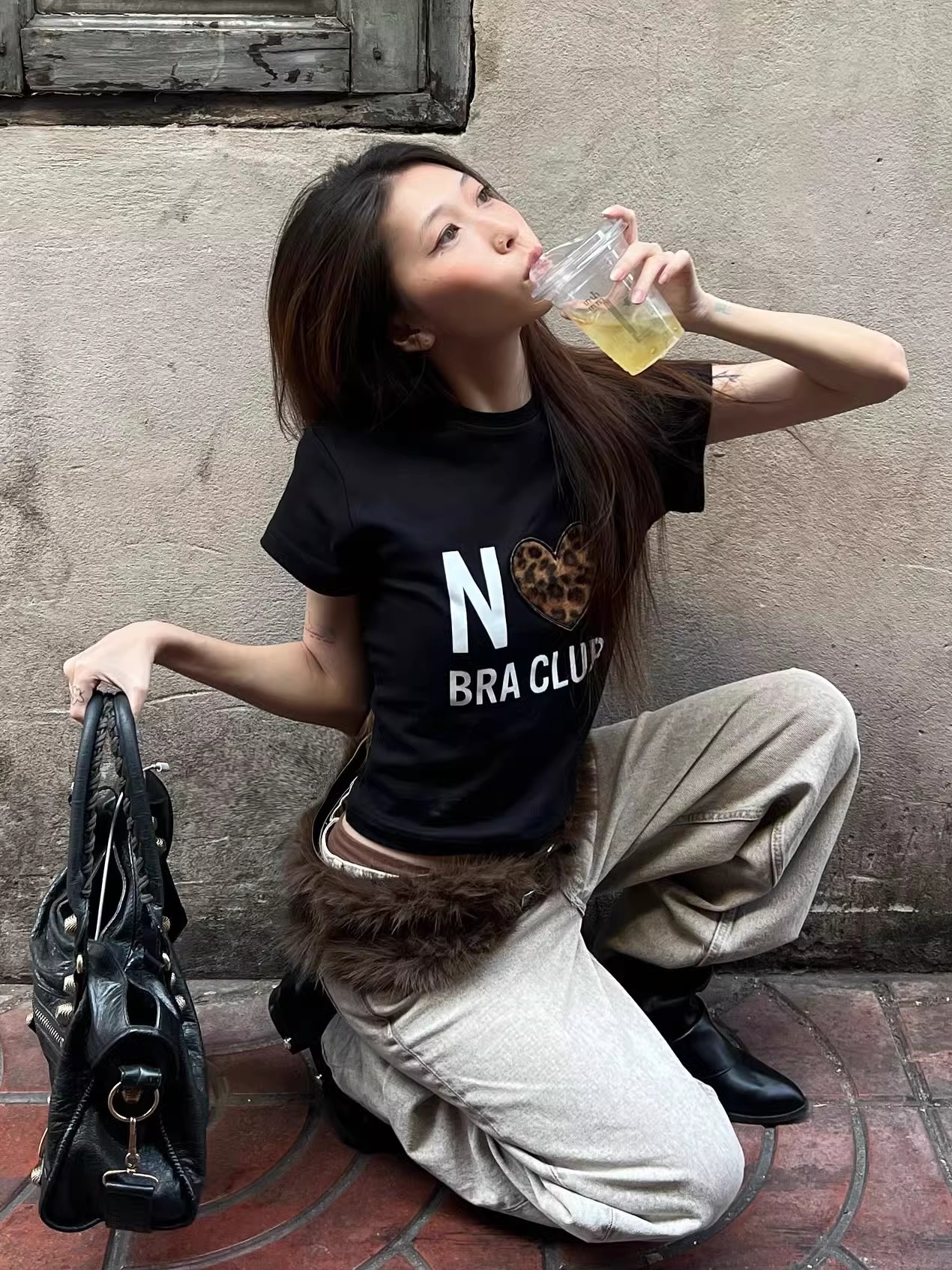 Short Sleeve Leopard Print Heart T-Shirt for Women - Slim Fit, High Stretch, Pure Cotton, Korean Style, 25SS Fashion Short Sleeve Leopard Print Heart T-Shirt for Women - Slim Fit, High Stretch, Pure Cotton, Korean Style, 25SS Fashion