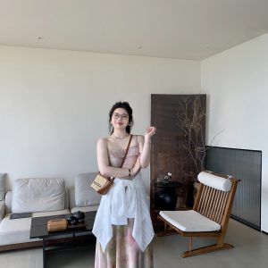 Silky Satin Plus-Size Camisole Dress with Blurred Light Sensation for Beach Vacation, Plus-Size Summer Fashion