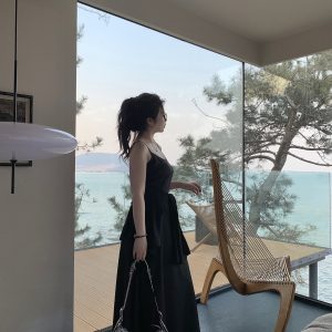 Silky Satin Plus-Size Camisole Dress with Blurred Light Sensation for Beach Vacation, Plus-Size Summer Fashion