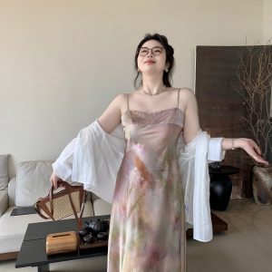 Silky Satin Plus-Size Camisole Dress with Blurred Light Sensation for Beach Vacation, Plus-Size Summer Fashion