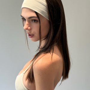 Skin-Baring Slimming Narrow Bra with Chest Pads in 4 Colors - Sexy Y2K Style, Perfect for Layering and Everyday Wear