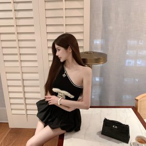 Slanted Shoulder Design Fragrant Wind Vest - Trendy Small Fit for Summer, Casual Chic Style