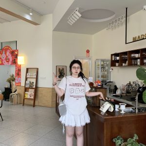 Slightly Chubby Casual Letter Print Short Sleeve T-Shirt Top for All Seasons - Summer Rhythm Style, Comfortable Everyday Wear