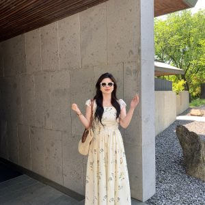 Slightly Chubby Green Floral Plus-Size Dress with Square Neck and Off-Shoulder Design, Small Flying Sleeves, Summer Tea Style