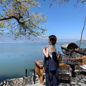 Slightly Chubby Sweetheart Bomber Denim Cami Top - Loose Sleeveless Plus Size Outerwear for Casual Y2K Style