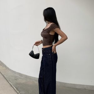 Slightly Curved Low-Rise Tencel Jeans - Fade Resistant, Straight Leg Design for Y2K and 90s Style Enthusiasts