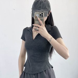 Slim-Fit Bee Waist T-Shirt with Collar and Zipper, Stretchy Solid Color Polo for Casual Versatility, Flattering Belly-Hiding Design