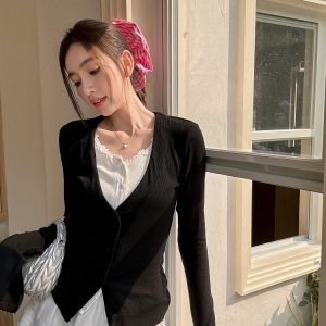 Slim-Fit Black and White V-Neck Faux Two-Piece Cardigan with Flared Long Sleeves T-Shirt Top for Spring and Autumn