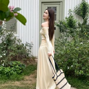 Slim-Fit One-Shoulder Skin-Baring Top and Pleated Long Skirt Set - Light Fabric Spring Korean Style Outfit