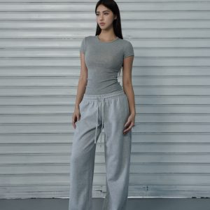 Slim Fit Shoulder Sports Short-Sleeve T-Shirt - Athletic Base Layer Top for Active Wear, Casual Style