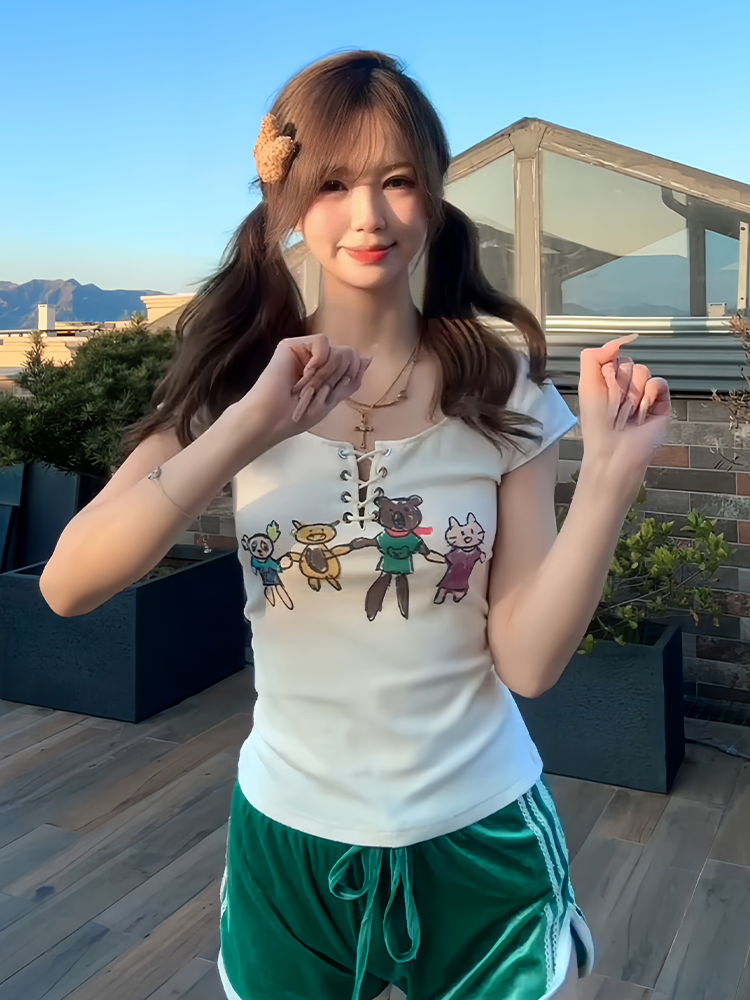 Slim Fit Tie Design American-Style Cartoon Printed Short Sleeve T-Shirt for Women - Summer Fashion Essential Slim Fit Tie Design American-Style Cartoon Printed Short Sleeve T-Shirt for Women - Summer Fashion Essential