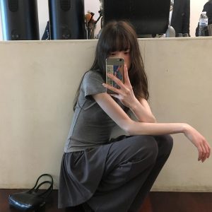 Slim Fit V-Neck Raglan T-Shirt for Women - Summer 2025, Chicken Heart Collar, Casual Style, Trendy Short Sleeve Top