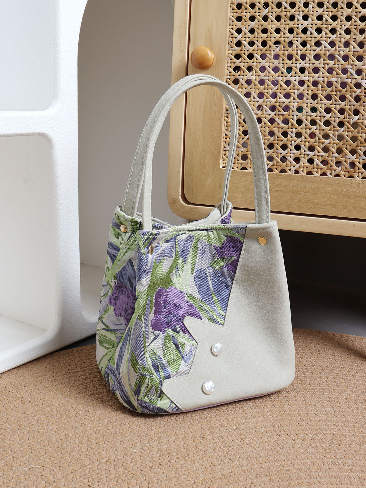 Small Square Hand-Held Vegetable Basket Bag - Cute Color-Blocking Cat Design - Handmade Textured Crossbody Bag for Spring/Summer Fashion Small Square Hand-Held Vegetable Basket Bag - Cute Color-Blocking Cat Design - Handmade Textured Crossbody Bag for Spring/Summer Fashion