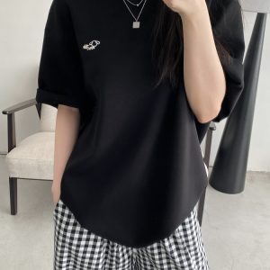 Soft Double-Sided Tencel Round Neck Short Sleeve T-Shirt with Dog Embroidery, Color-Blocking Design, Cute Loose Fit for Effortless Style