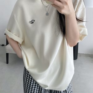 Soft Double-Sided Tencel Round Neck Short Sleeve T-Shirt with Dog Embroidery, Color-Blocking Design, Cute Loose Fit for Effortless Style