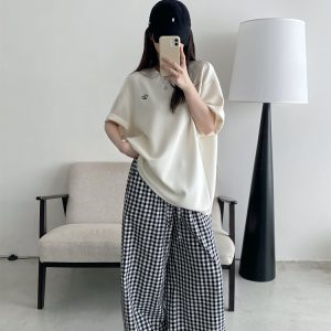 Soft Double-Sided Tencel Round Neck Short Sleeve T-Shirt with Dog Embroidery, Color-Blocking Design, Cute Loose Fit for Effortless Style