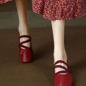 Soft Leather Flat Mary Jane Shoes for Women - Cross Strap Design, Italian Style, Perfect for Casual or Elegant Looks