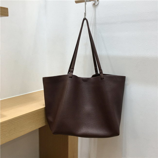 Soft Leather Single-Shoulder Tote Bag for Women - Versatile Minimalist Mother-Child Bag in Solid Color, Collapsible Design Soft Leather Single-Shoulder Tote Bag for Women - Versatile Minimalist Mother-Child Bag in Solid Color, Collapsible Design