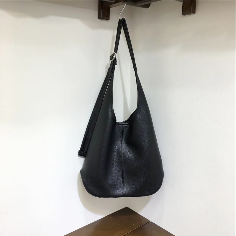 Soft Leather Underarm Bag - Large Capacity Commuter Tote in Lazy Style for Spring Summer - Versatile Shoulder Crossbody Bag