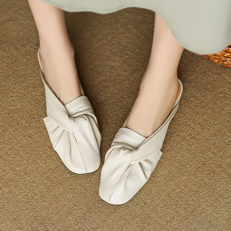 Soft Sheepskin Half-Mule Slippers for Women - Genuine Leather Outdoor Footwear, Italian Style Corso Venezia Design Soft Sheepskin Half-Mule Slippers for Women - Genuine Leather Outdoor Footwear, Italian Style Corso Venezia Design