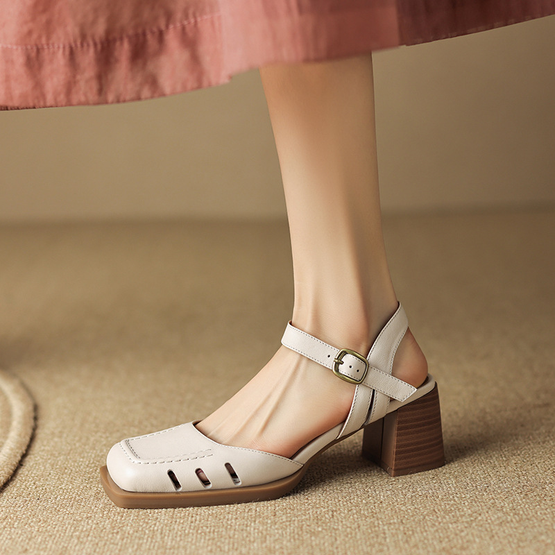Soft Sole Italian-Style Sandals with One-Strap Buckle and Open Back - Comfortable Summer Footwear