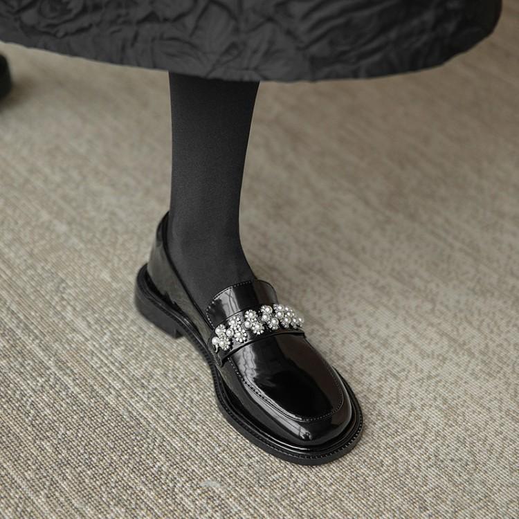 Soft Sole Non-Rubbing Chunky Heel Women's Flats - Genuine Leather Black Shoes for Comfort and Style