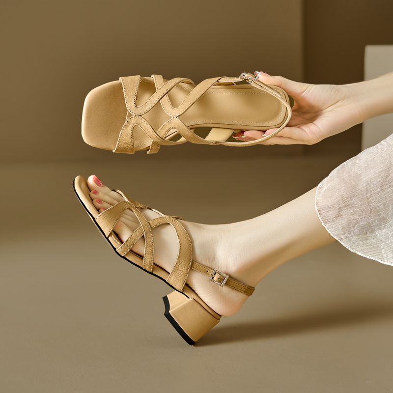 Soft-Soled Italian-Style Sheepskin Sandals for Summer 2024 - Non-Fatiguing Comfort, 4.5 cm Heel, Perfect for Casual Outings Soft-Soled Italian-Style Sheepskin Sandals for Summer 2024 - Non-Fatiguing Comfort, 4.5 cm Heel, Perfect for Casual Outings