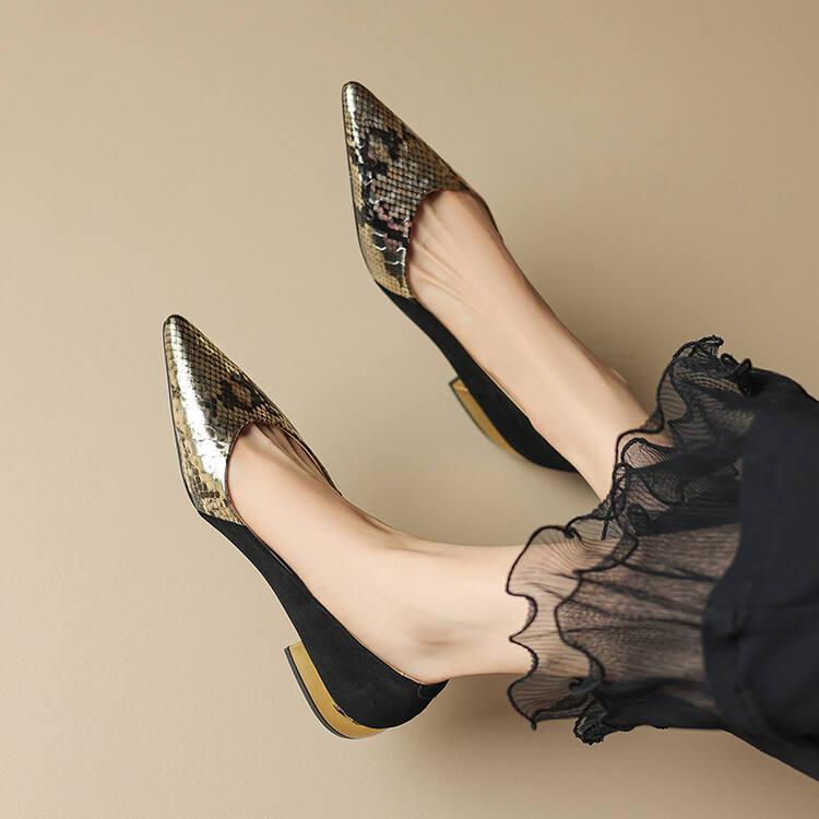 Soft-Soled Low-Heeled Pointed Flat Shoes for Women in Snake Print and Color Block Design - Chic French Fashion Footwear