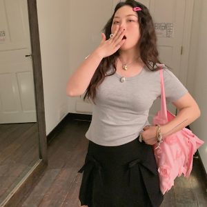 Solid Color Round Neck Short Sleeve T-Shirt for Women - Slim Fit Waist-Cinching Summer Top 2025, Flattering Shoulder Design