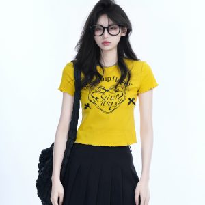 Spicy Girl Heart Bow Short Sleeve T-Shirt - American Style Slim Fit Top with Mountain Print - Y2K Fashion