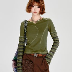 Spicy Girl Long Sleeve T-Shirt for Women with Striped Sleeves, Two-Way Wear, Slim Fit - American Style Fashion Top