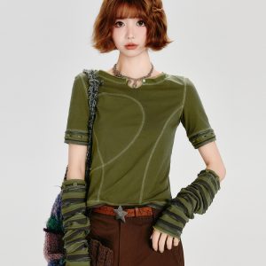 Spicy Girl Long Sleeve T-Shirt for Women with Striped Sleeves, Two-Way Wear, Slim Fit - American Style Fashion Top