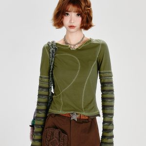 Spicy Girl Long Sleeve T-Shirt for Women with Striped Sleeves, Two-Way Wear, Slim Fit - American Style Fashion Top