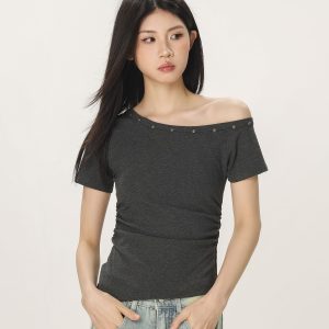 Spicy Girl Off-Shoulder Short Sleeve T-Shirt for Women - American Style Summer Slim Fit Top with Beautifully Tailored Waist