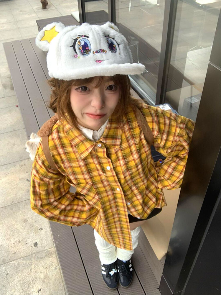 Spring Women's American Style Checkered Shirt Jacket, Loose Lapel Top in College Style, Casual Dopamine Print Spring Women's American Style Checkered Shirt Jacket, Loose Lapel Top in College Style, Casual Dopamine Print