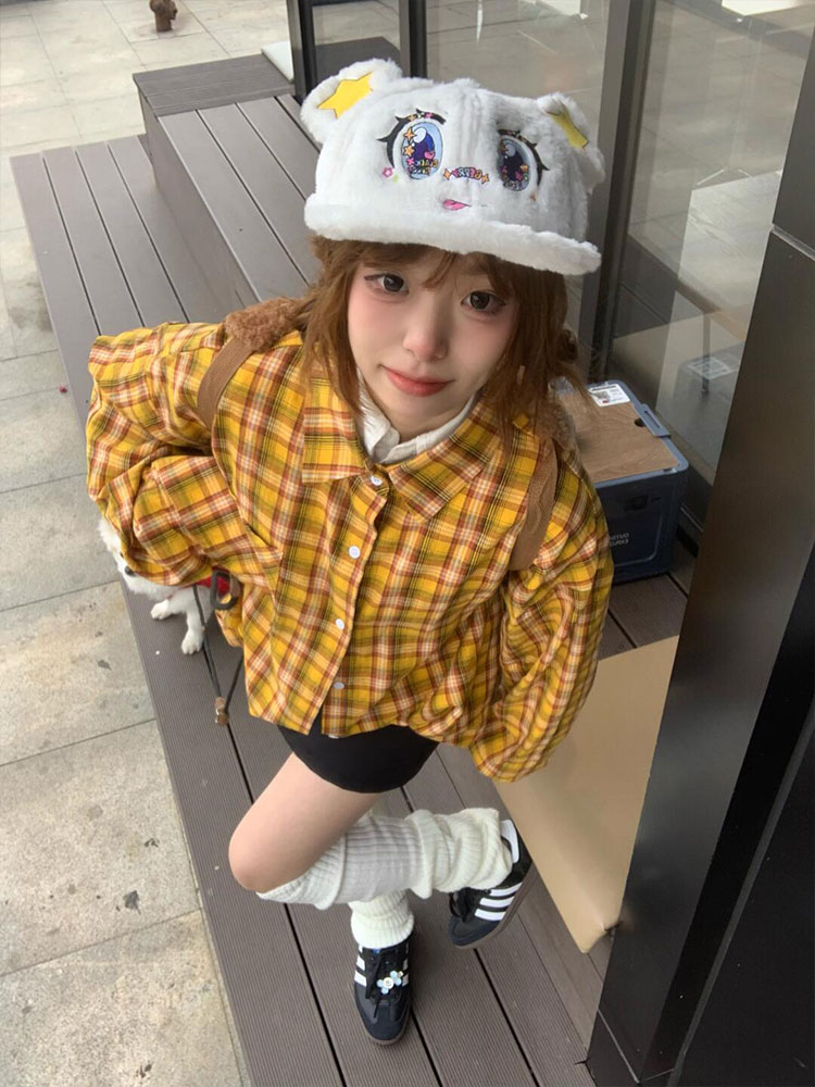 Spring Women's American Style Checkered Shirt Jacket, Loose Lapel Top in College Style, Casual Dopamine Print Spring Women's American Style Checkered Shirt Jacket, Loose Lapel Top in College Style, Casual Dopamine Print