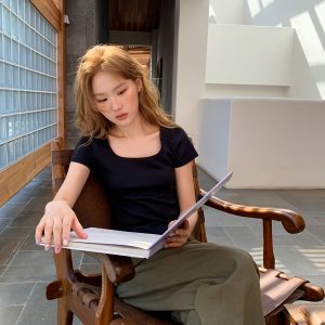 Square Neck Fitted Short Sleeve T-Shirt for Women - Solid Color Slim Fit Summer 2025 Top, Flattering Shoulder Style