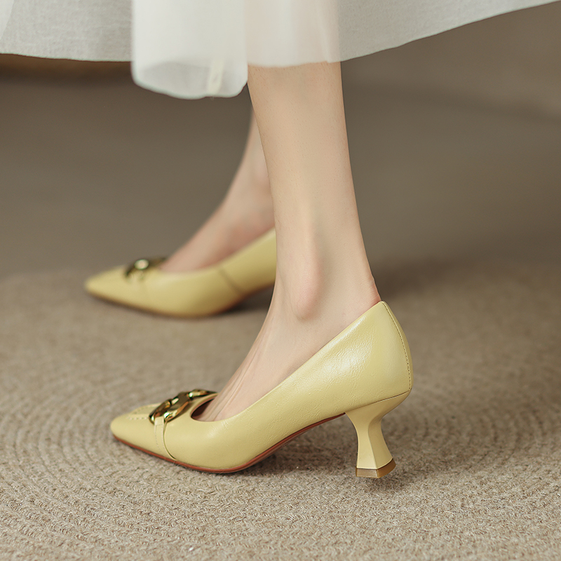 Square-Toed Chunky Heel Kitten Heels in Genuine Leather - Versatile Women's Shoes for Stylish Occasions