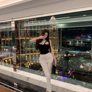 Strapless Sexy Top with Built-In Padding in Pure Desire Style for Women - Fashionable and Chic Summer Essential