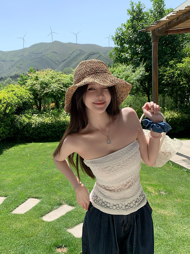 Strapless Summer White Lace Hollow Jacquard Top – Y2K Inspired French Style Outerwear with Gardenia Design Strapless Summer White Lace Hollow Jacquard Top – Y2K Inspired French Style Outerwear with Gardenia Design