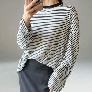 Striped Long-Sleeve Lightweight T-Shirt for Women - Summer Style, Loose-Fitting, Breathable Base Layer, Versatile Casual Top