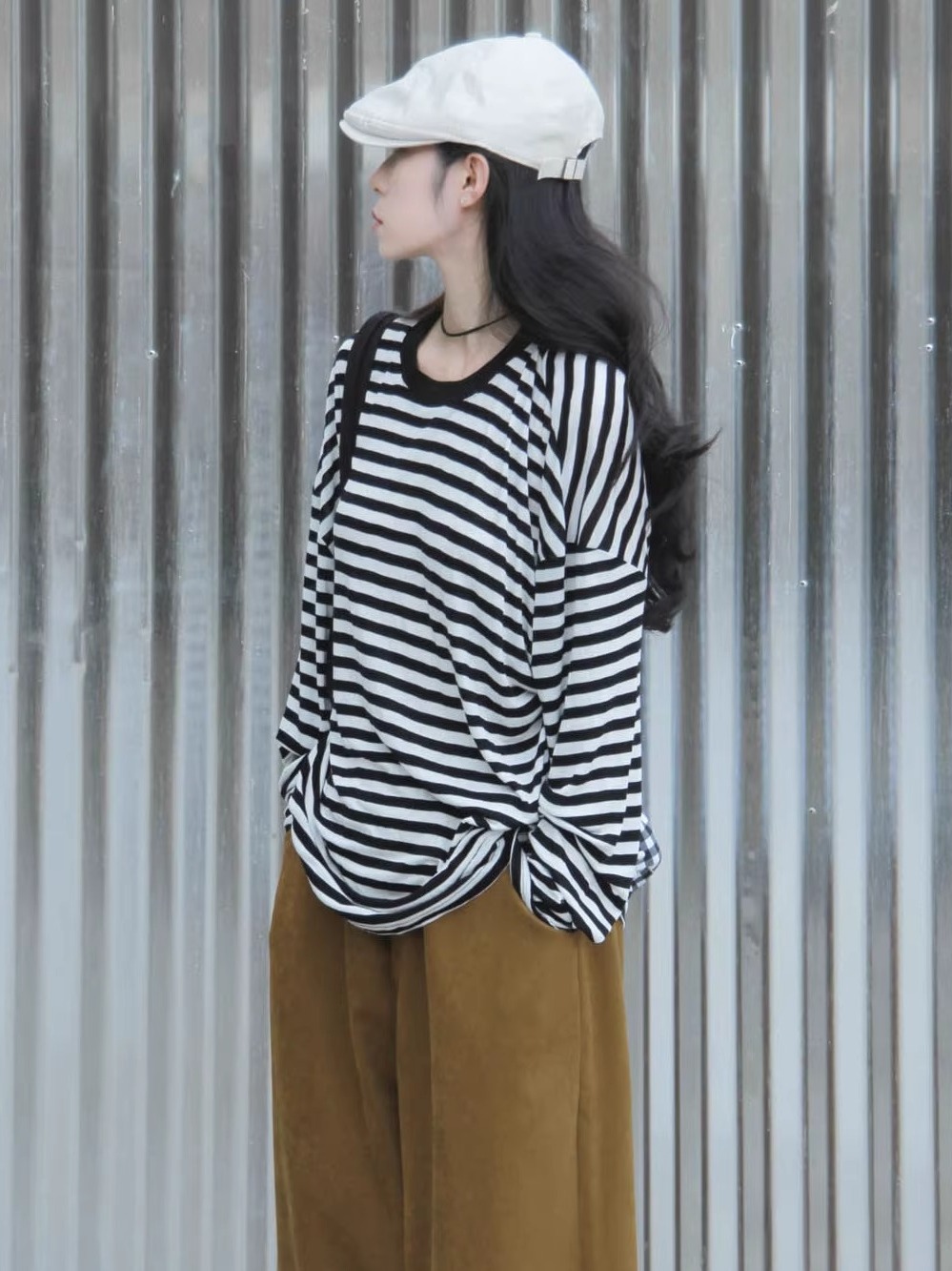 Striped Long-Sleeve Lightweight T-Shirt for Women - Summer Style, Loose-Fitting, Breathable Base Layer, Versatile Casual Top Striped Long-Sleeve Lightweight T-Shirt for Women - Summer Style, Loose-Fitting, Breathable Base Layer, Versatile Casual Top