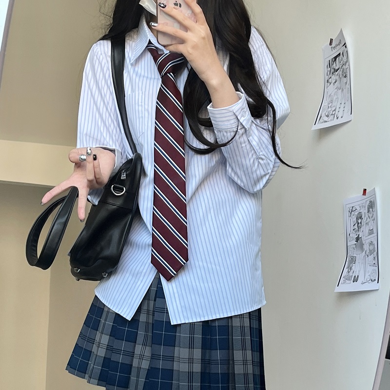 Striped Short-Sleeve Japanese College-Style White Shirt - Loose High-End Summer Top for Women - Trendy Casual Wear Striped Short-Sleeve Japanese College-Style White Shirt - Loose High-End Summer Top for Women - Trendy Casual Wear